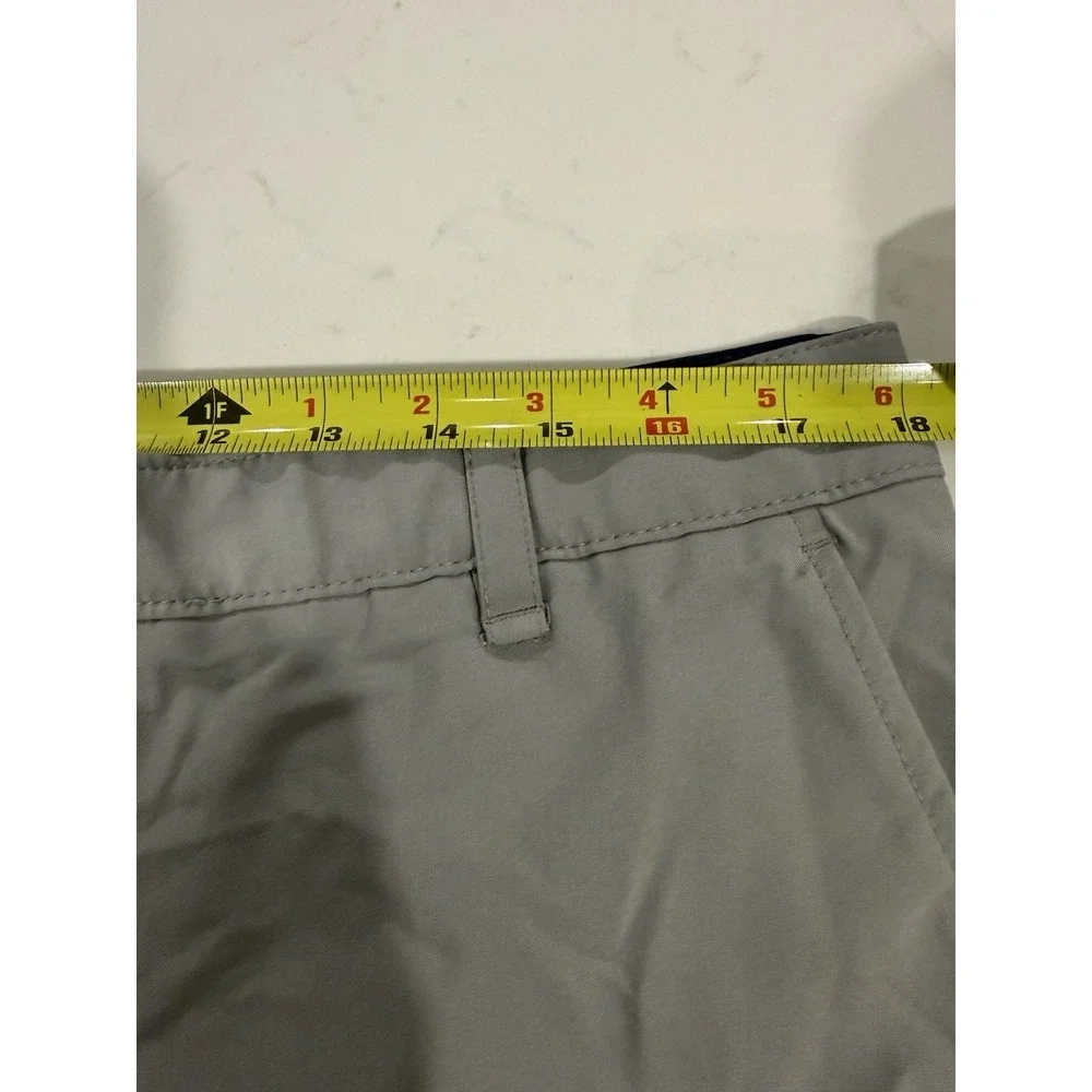 Izod Golf Chino Shorts Gray Mens Size 38 Performance Flex Waistband Pockets